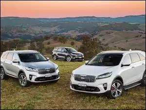 Kia Sorento, Trzy