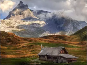Schronisko w Alpach Berneńskich