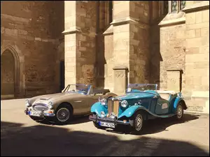 Dwa samochody Austin-Healey