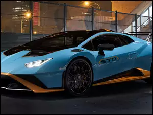 Lamborghini Huracan STO