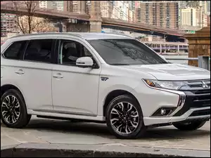 2017, Mitsubishi Outlander