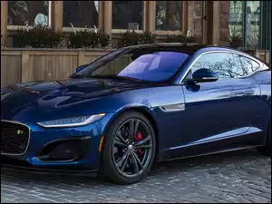 Jaguar F-Type, Granatowy