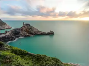 Kościół św Piotra nad wybrzeżem