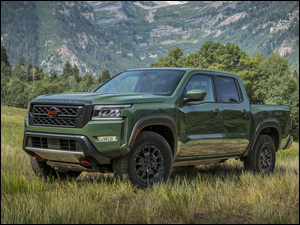 Nissan Frontier PRO 4X Crew cab