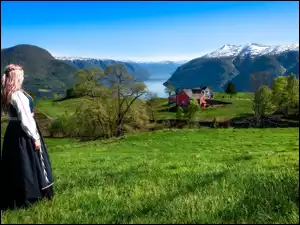 Norwegia, Regionalny, Strój, Dziewczyna, Domy, Góry, Drzewa, Wzgórza, Łąka, Sogn og Fjordane