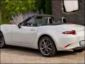 2015, Mazda MX-5 IV, Czwarta generacja