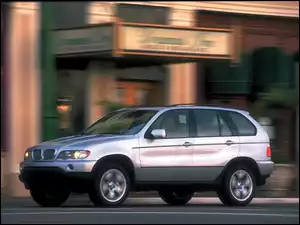 Srebrny, X5