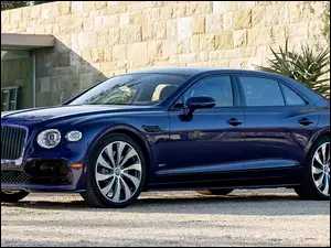 Hybryda, Bentley Flying Spur