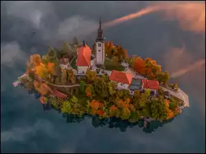 Kościół Zwiastowania Marii Panny nad jeziorem Bled z lotu ptaka