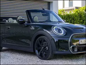 Mini Cooper S Convertible Resolute Edition