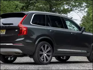 Volvo XC90 Recharge, Czarne