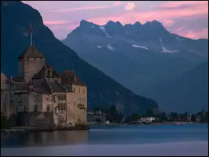 Jezioro Genewskie, Zamek Chillon, Szwajcaria, Góry, Veytaux, Domy, Drzewa
