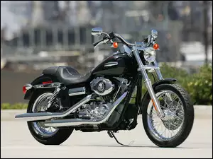 Harley-Davidson Dyna Super Glide Custom