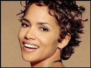 Halle Berry, piękna, twarz