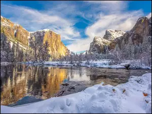 Stany Zjednoczone, Góry, Kalifornia, Śnieg, Park Narodowy Yosemite, Sierra Nevada, Rzeka, Zima, Merced River