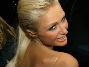 Paris Hilton, oczka