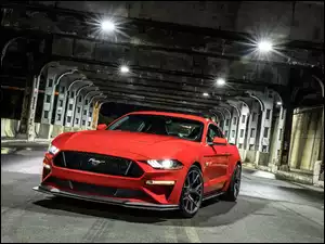 Samochód Ford Mustang GT Level 2 Performance Pack z roku 2018