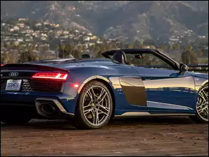 Bok Audi R8