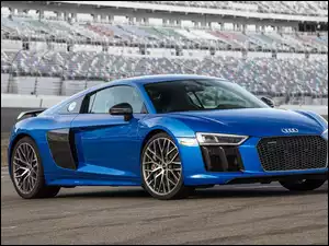 Niebieskie Audi Audi R8 V10 plus rocznik 2017