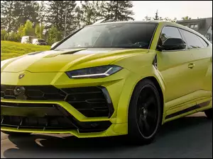 Lamborghini Urus Esteso by Novitec