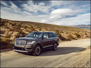 Samochód Lincoln Navigator z 2018 roku