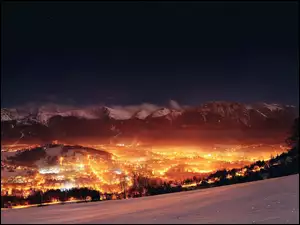 Zimowe Zakopane nocą
