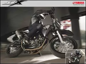 Yamaha XTX, Supermoto