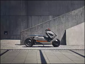 Motocykl, BMW Motorrad Definition CE 04