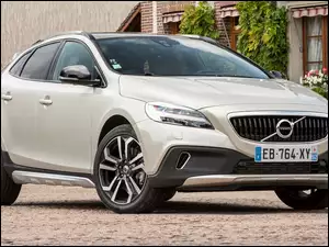 2016, Volvo V40 Cross Country