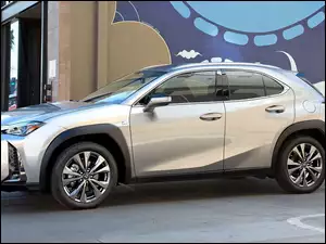 Lexus UX200 2019