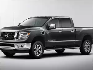 Samochód marki Nissan Titan