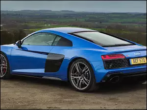 Samochód Audi R8