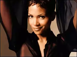 Halle Berry, czarne, oczy
