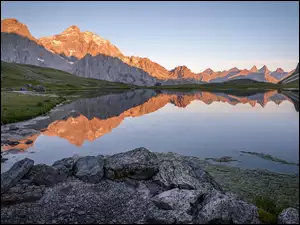 Góry, Francja, Lac des Cerces, Odbicie, Jezioro, Kamienie