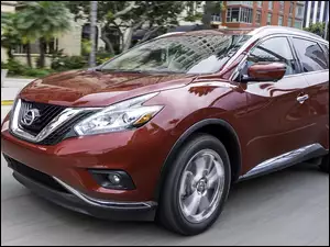 Nissan Murano na drodze