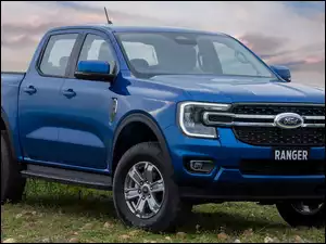 Ford Ranger Double Cab, Granatowy