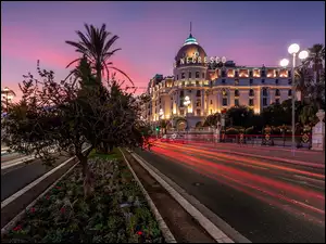 Panorama miasta Nicea nocą