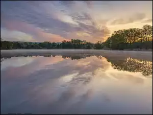 Drzewa, Wschód słońca, Jezioro Sterenbachsee, Niemcy, Las, Dolina Wittlicha