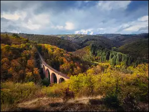Góry, Lasy, Niemcy, Jesień, Hubertusviadukt, Most, Drzewa
