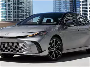 Sport Styling, Toyota Camry XSE HEV