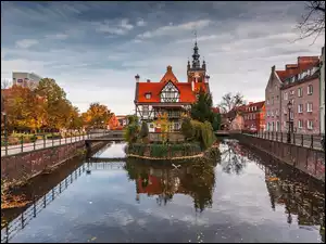 Gdańsk, Polska, Kanał Raduni, Jesień, Domy, Miasto