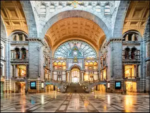 Belgia, Dworzec, Antwerpen-Centraal, Wnętrze