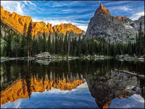Odbicie, Jezioro, Mirror Lake, Stany Zjednoczone, Szczyt, Góry, Indian Peaks Wilderness, Lone Eagle Peak, Stan Kolorado, Drzewa