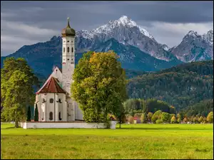 Region Allgau, Góry, Eglise Saint Coloman, Bawaria, Alpy, Drzewa, Niemcy, Kościół