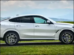 Bok, Białe, BMW X6, M Sport