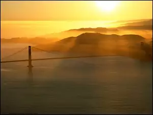 Kalifornia, Most