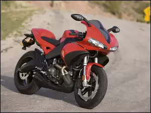 Zabudowana, Buell 1125R, Wersja