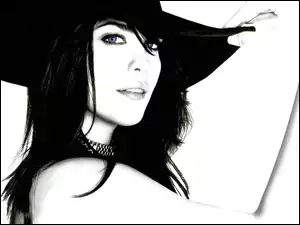 Kapelusz, Liv Tyler, Duży