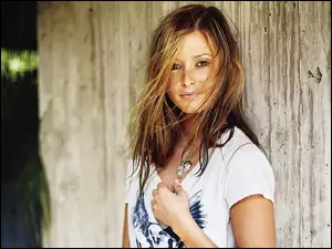 Holly Valance, naszyjnik