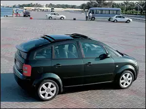 Zielone, Audi A2